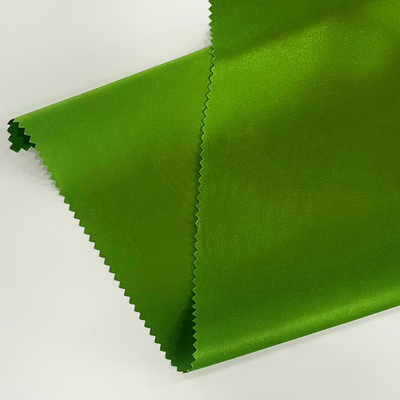 Polyester Elastik Saten Chiffon Kumaş 50D*50D+20D 92GSM Elbiseler ve elbiseler için