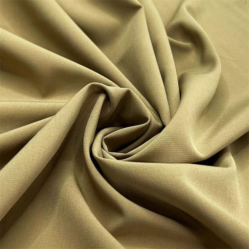 Polyester Pearl Dot Sürdürülebilir Geri Dönüştürülmüş Kumaş 136GSM Tişörtler Spor Ceketleri