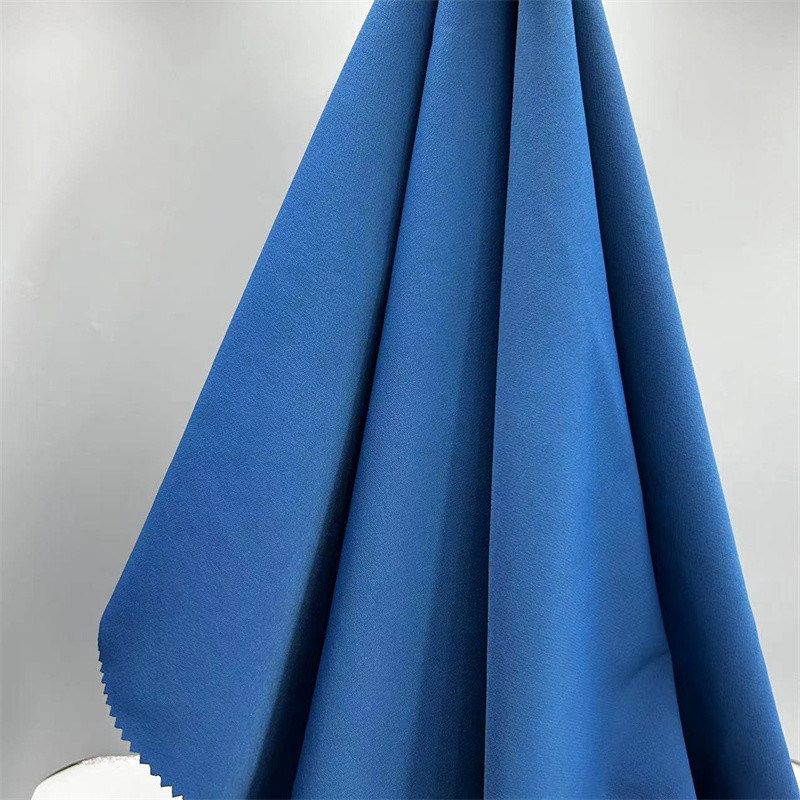 70D+40D*70D+40D+200D Nylon Polyester Kumaş 235GSM Spor kıyafetleri için dört yönlü germe