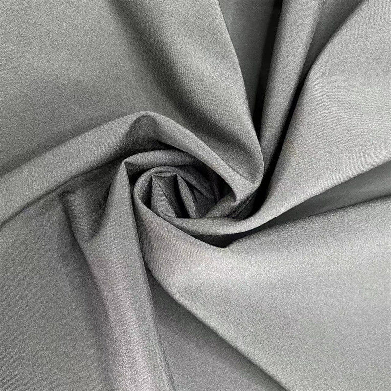 Yaylı poliester 150D örgü örgü kumaşı 150D*150D+40D 98% Poliester 2% Spandex 166GSM