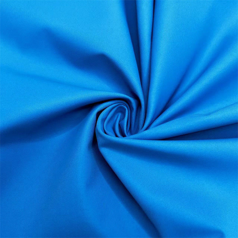 2/2 Karalama TPU Filmi ile Laminasyonlu Geri Dönüştürülmüş Twill Kumaşları 100% Geri Dönüştürülmüş Poly Trench Ceketler Ceketler