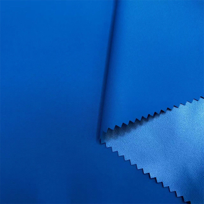 2/2 Karalama TPU Filmi ile Laminasyonlu Geri Dönüştürülmüş Twill Kumaşları 100% Geri Dönüştürülmüş Poly Trench Ceketler Ceketler