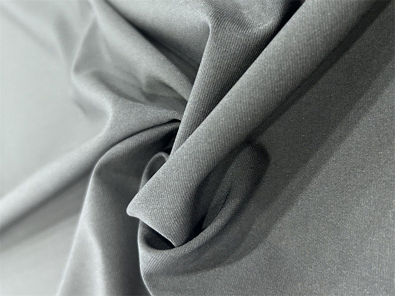 150D Geri Dönüştürülmüş Pearl Dot Dört Yönlü Stretch Kumaş 75D+40D*75D+40D+150D 170GSM Aktif Giyim Yüzme Giysi