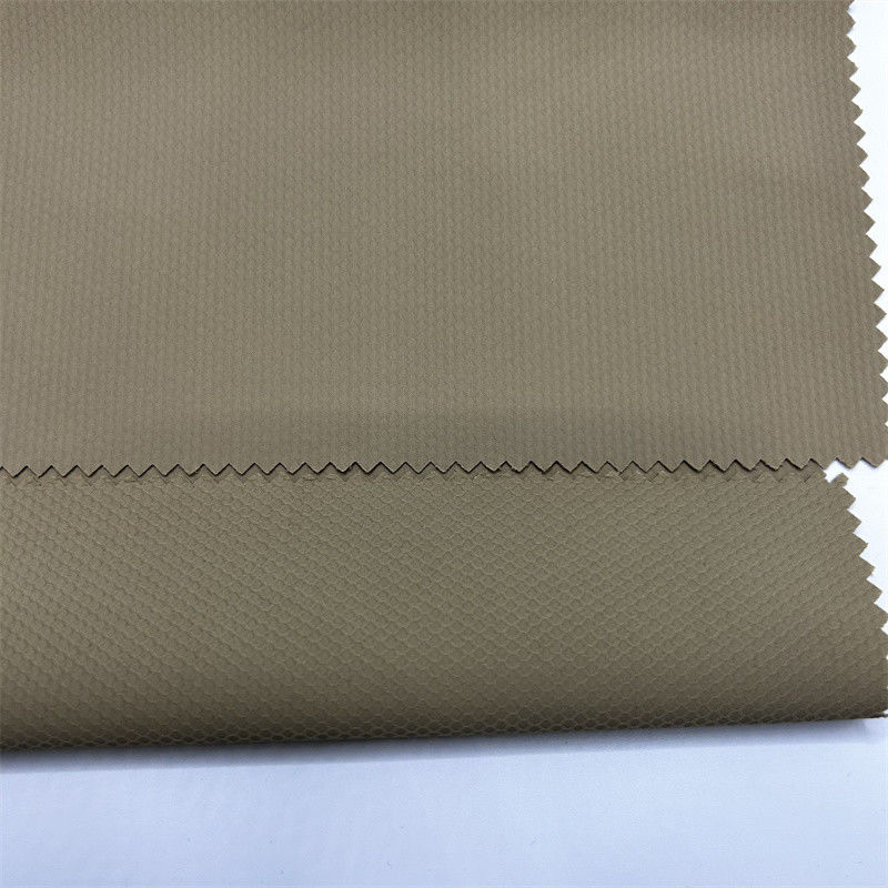 Futbol Çeki 75D*75D 100 Geri dönüştürülmüş polyester kumaş 119GSM Spor kıyafetleri Ara sıra üstler Aksesuarlar