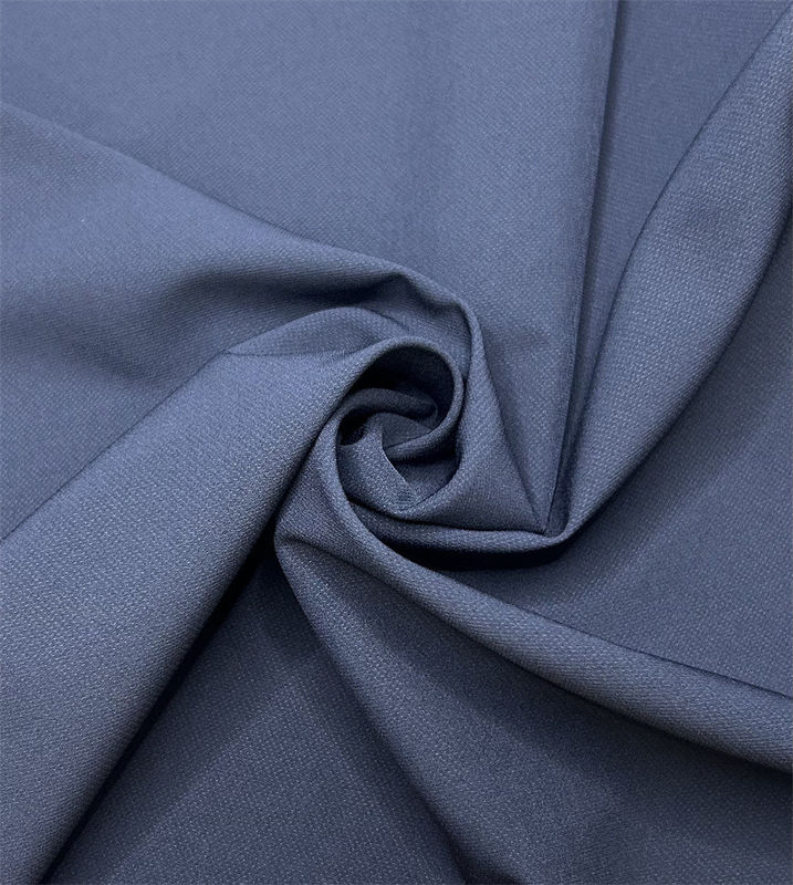 450D Diagonal Doku Dağcılık Kumaşı 75D+40D*75D+40D+300D+150D 208GSM Dış Ceketler Pantolon ve Şortlar